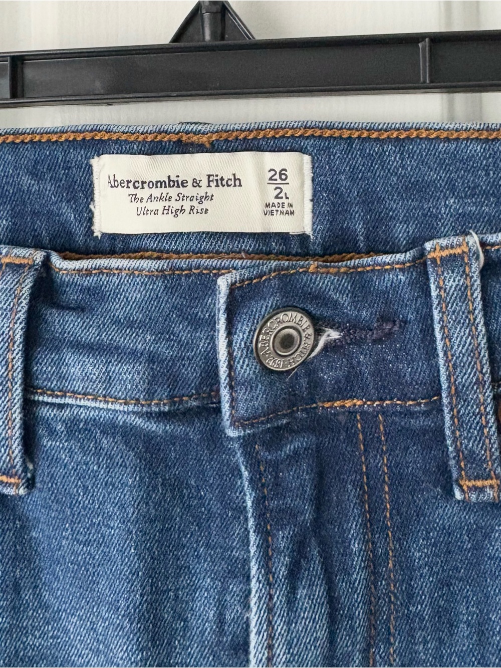 Abercrombie Curve Love The Ankle Straight Ultra High Rise Jeans - Picture 2 of 3